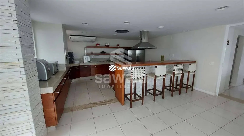 110 m² apartment with 2 bedrooms and a glass balcony — photo 2