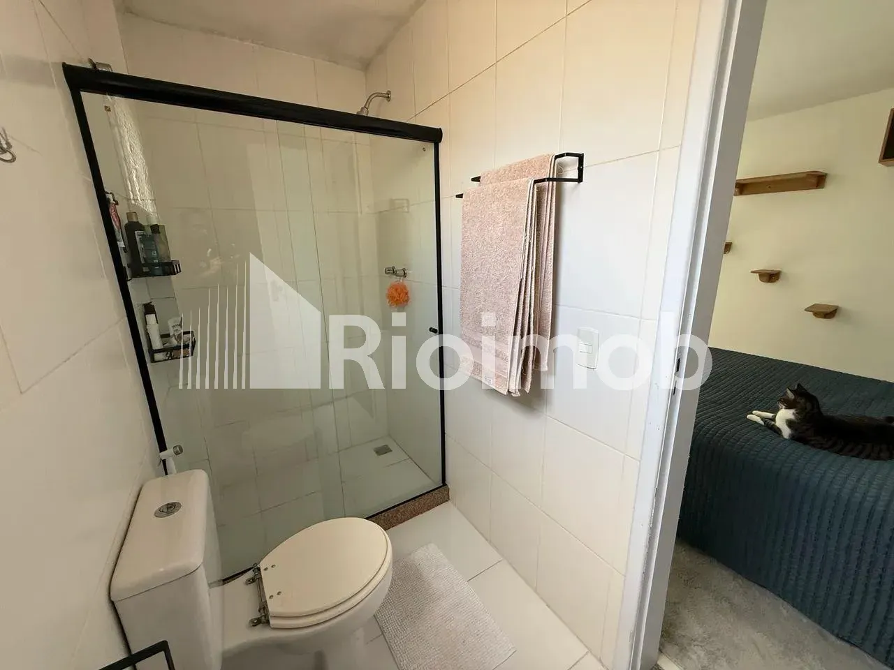 Furnished apartment with 3 bedrooms and balcony — photo 14