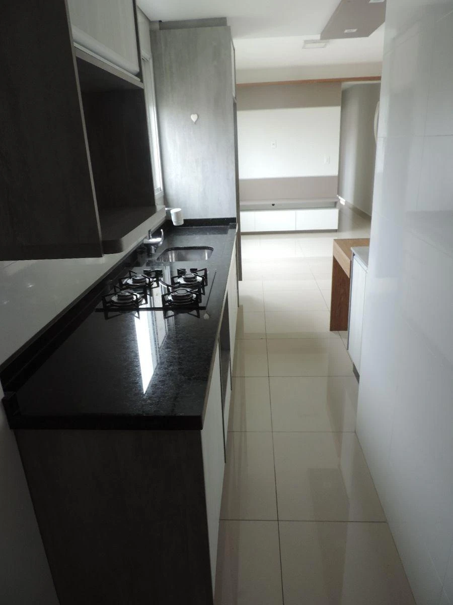 Glass-enclosed balcony in a 2-bedroom apartment, 70 m² — photo 11
