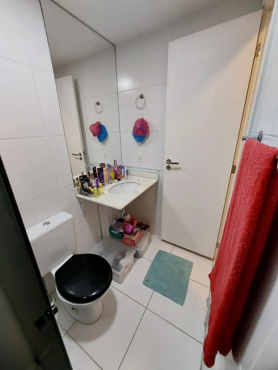Furnished apartment with 2 bedrooms and an open-plan kitchen — photo 15