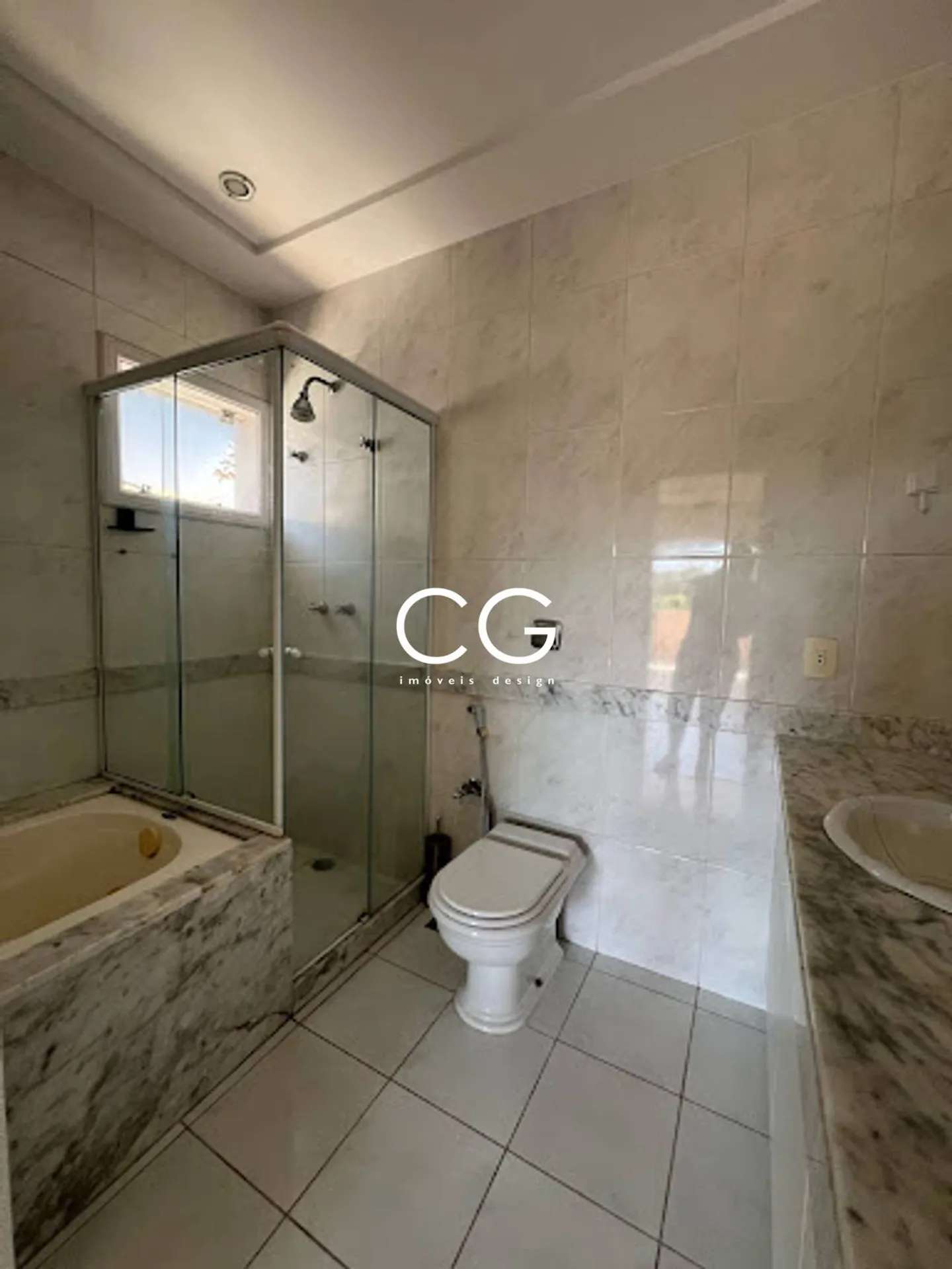 Casa 300 m² com 4 dormitórios e cozinha a gás — photo 30