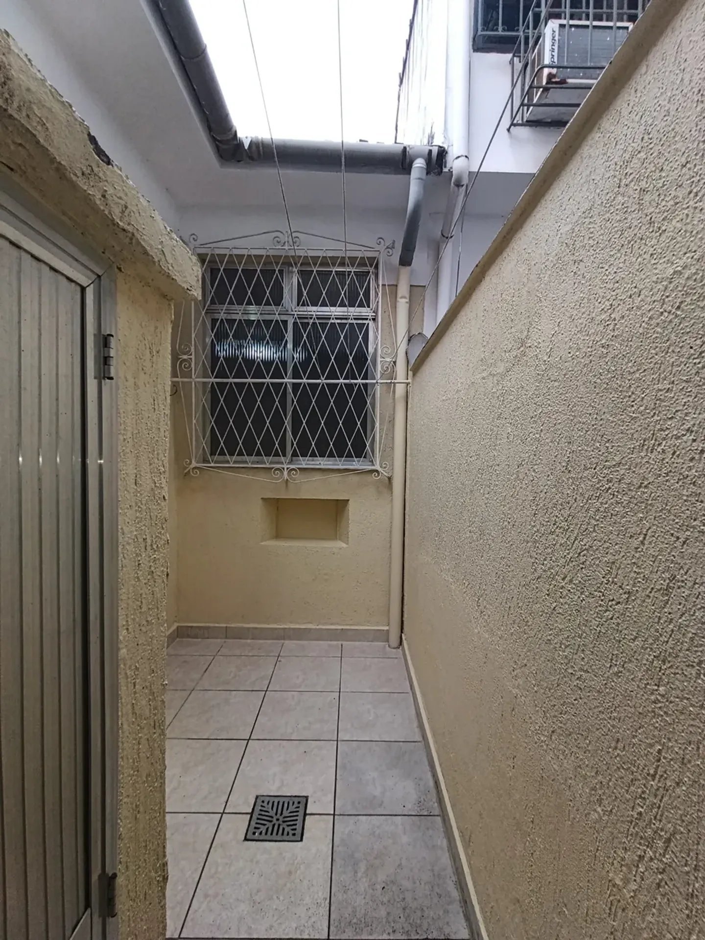 Washing machine in a 2-bedroom house, 82 m² — photo 38