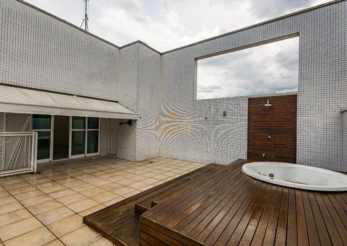 Apartamento, 193 m², com banheira — photo 36