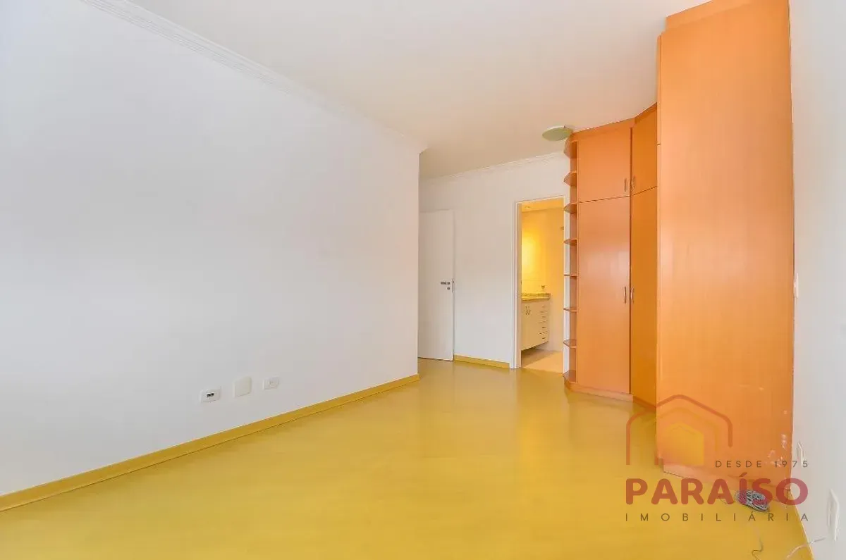 Apartment with 254.0 m², 4 bedrooms and 2 parking spots — photo 33