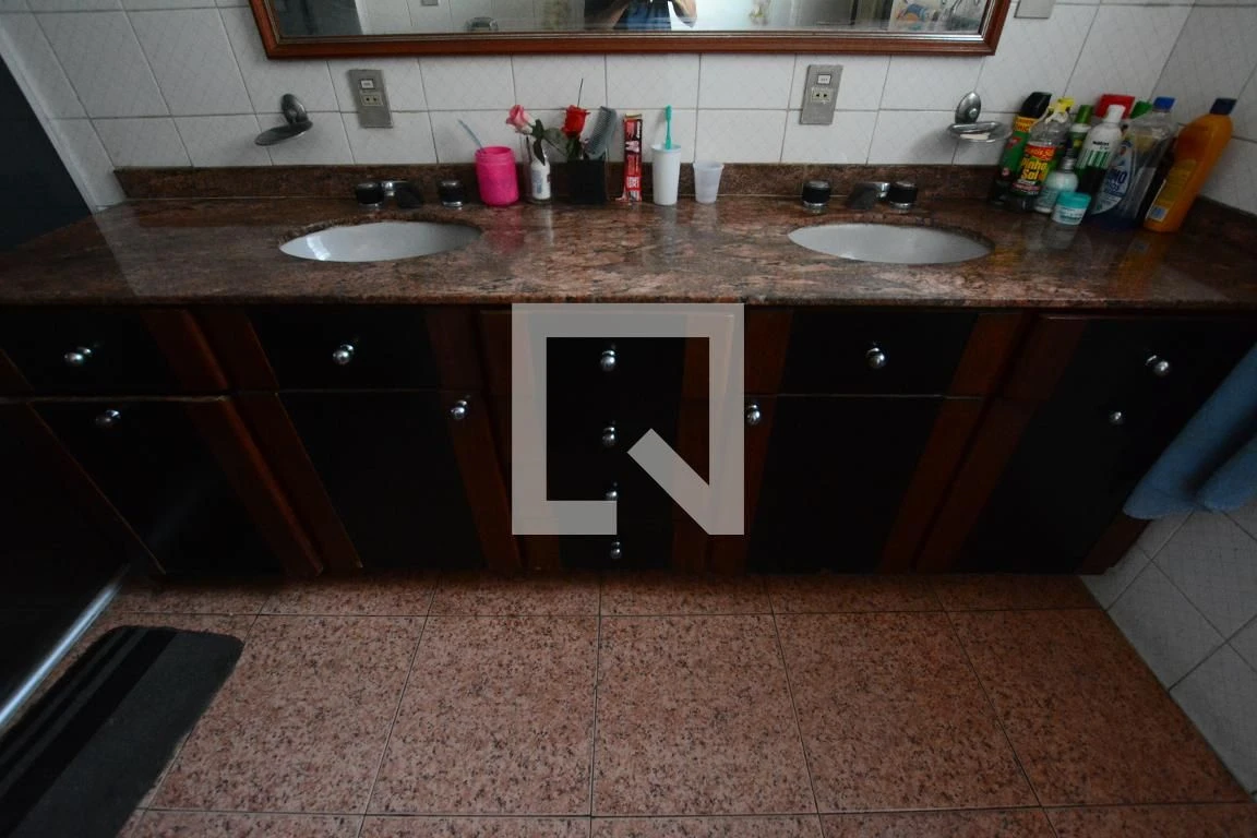 Casa amueblada con 4 dormitorios y jardín privado — photo 34