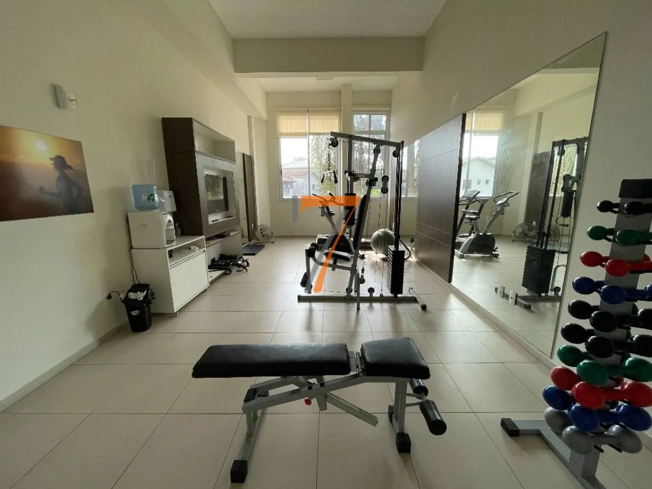 Furnished penthouse with 2 en-suite bedrooms and 210 m² — photo 43
