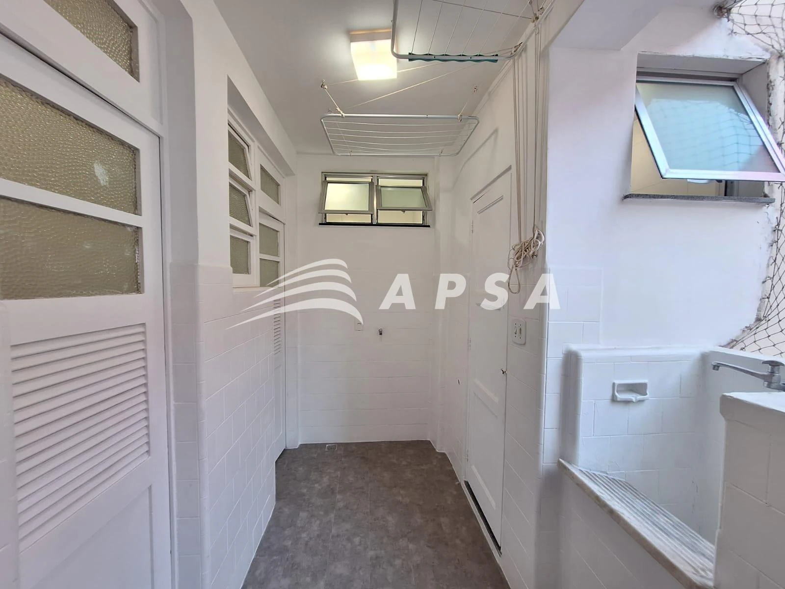 97 m² apartment with 3 bedrooms and 2 bathrooms — photo 19