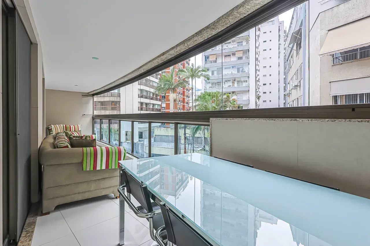 Furnished 150 m² apartment with 4 bedrooms and a gas stove — photo 8