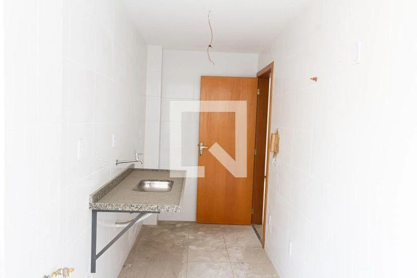 80 m² apartment with 2 bedrooms and a balcony — photo 43