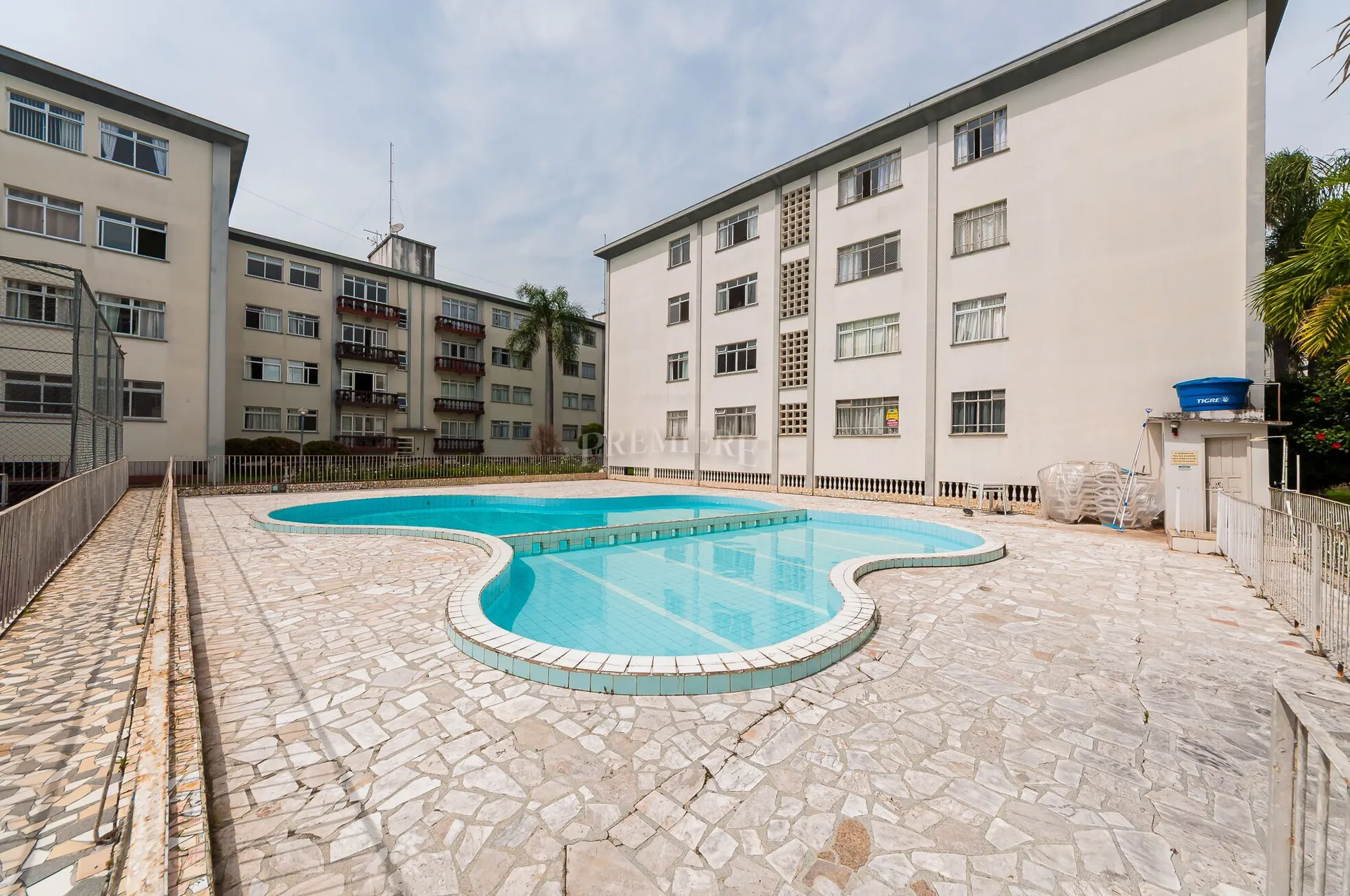 3-bedroom apartment with a washing machine in Curitiba — photo 7