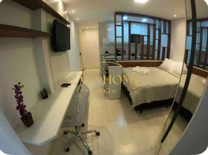 One-bedroom apartment with a home office in Curitiba
