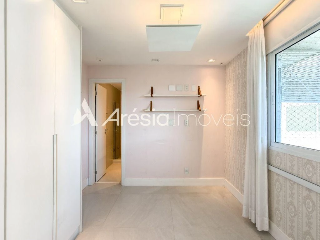 Cobertura mobiliada com 3 dormitórios e 290 m² — photo 31