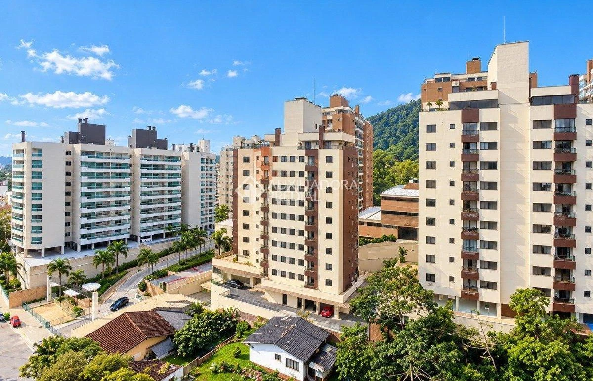 3-bedroom apartment with a park view in Florianópolis — photo 9