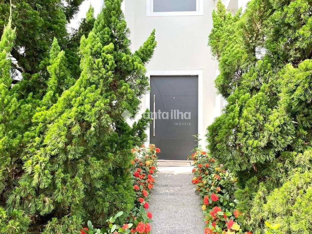Дом с 4 спальнями-сюитами и 3 парковочными местами — photo 4