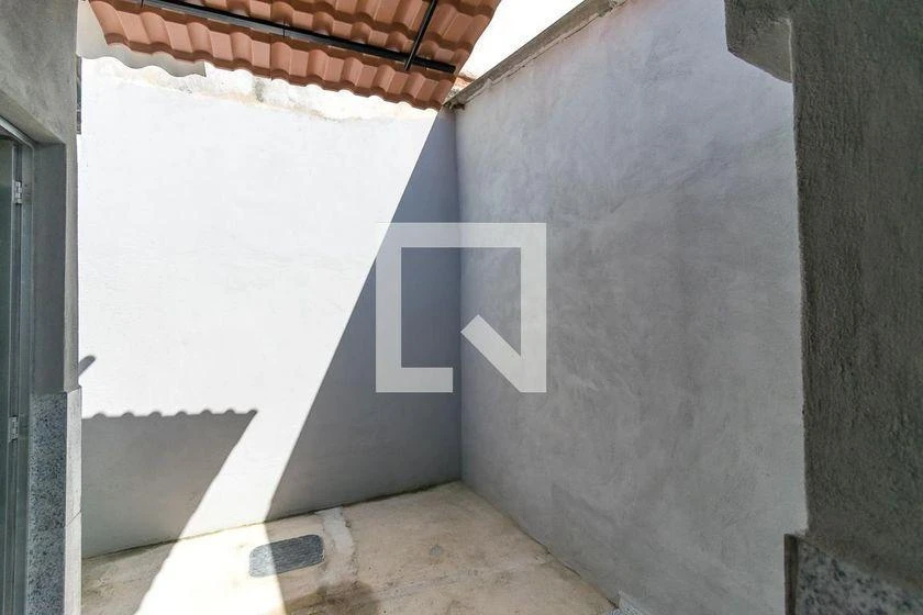 Washing machine in a one-bedroom house, 33 m² — photo 10