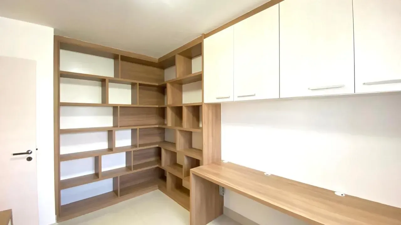 Apartment with 4 bedrooms, 155 m² and an enclosed balcony — photo 20