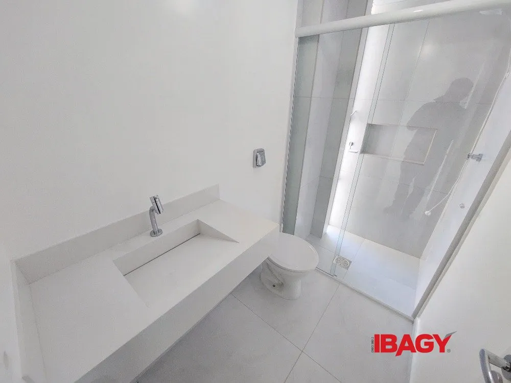3-bedroom apartment, 1 with its own bathroom, 89 m² — photo 6