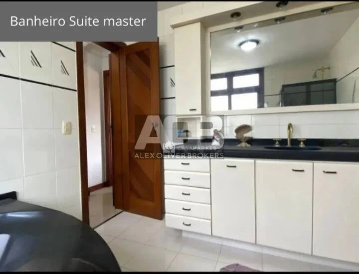 Furnished house with 5 en-suite bedrooms and a balcony — photo 5