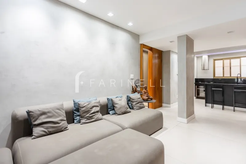 Apartment with an open-plan kitchen and gas stove — photo 14