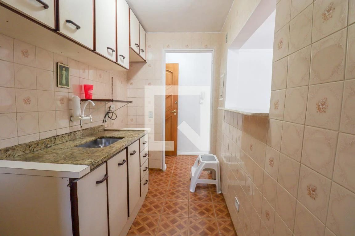 2-bedroom apartment with a washing machine in Curitiba — photo 30
