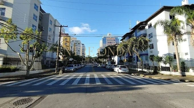 Apartamento de 2 quartos e 52 m² — photo 2