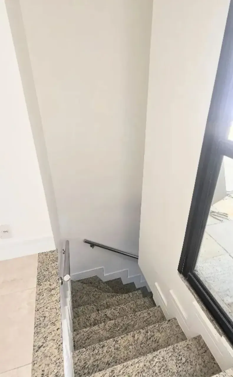 Furnished 167 m² apartment with 3 bedrooms and balcony — photo 18