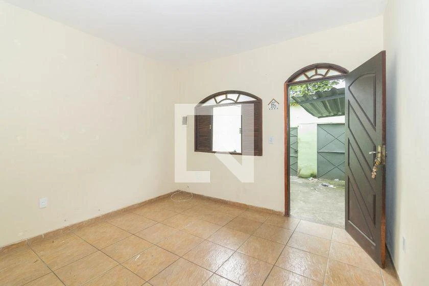 Rental house with balcony, 4 bedrooms and 120 m² — photo 31