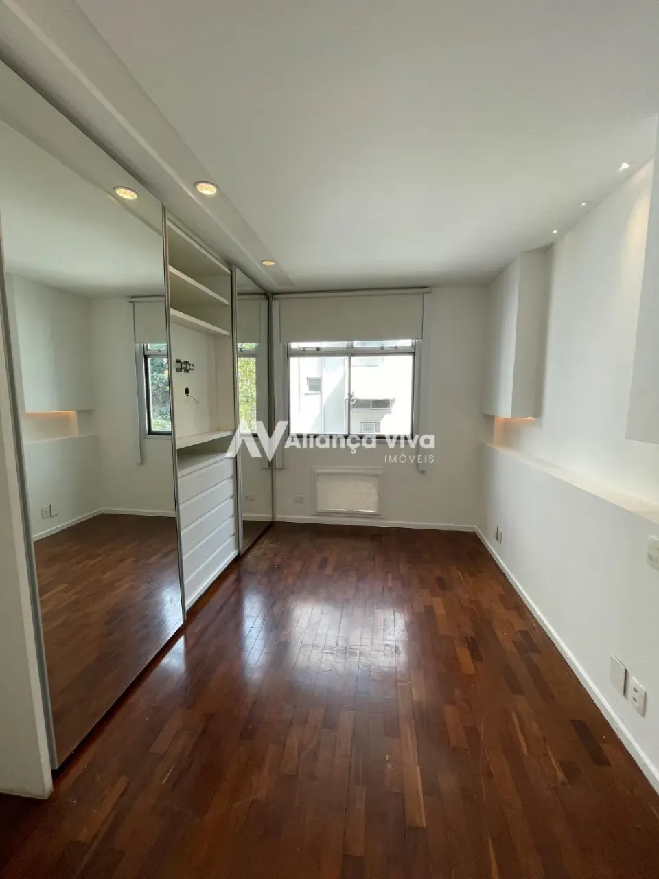 3-bedroom apartment with 1 suite and 4 bathrooms — photo 11
