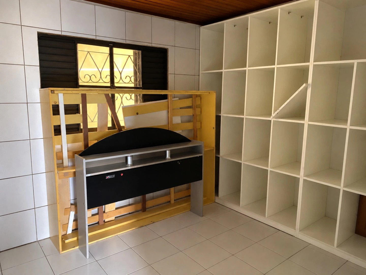 2-bedroom house with a washing machine — photo 4