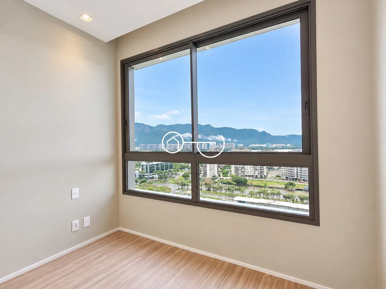 Furnished apartment, 120 m², with a jacuzzi — photo 13