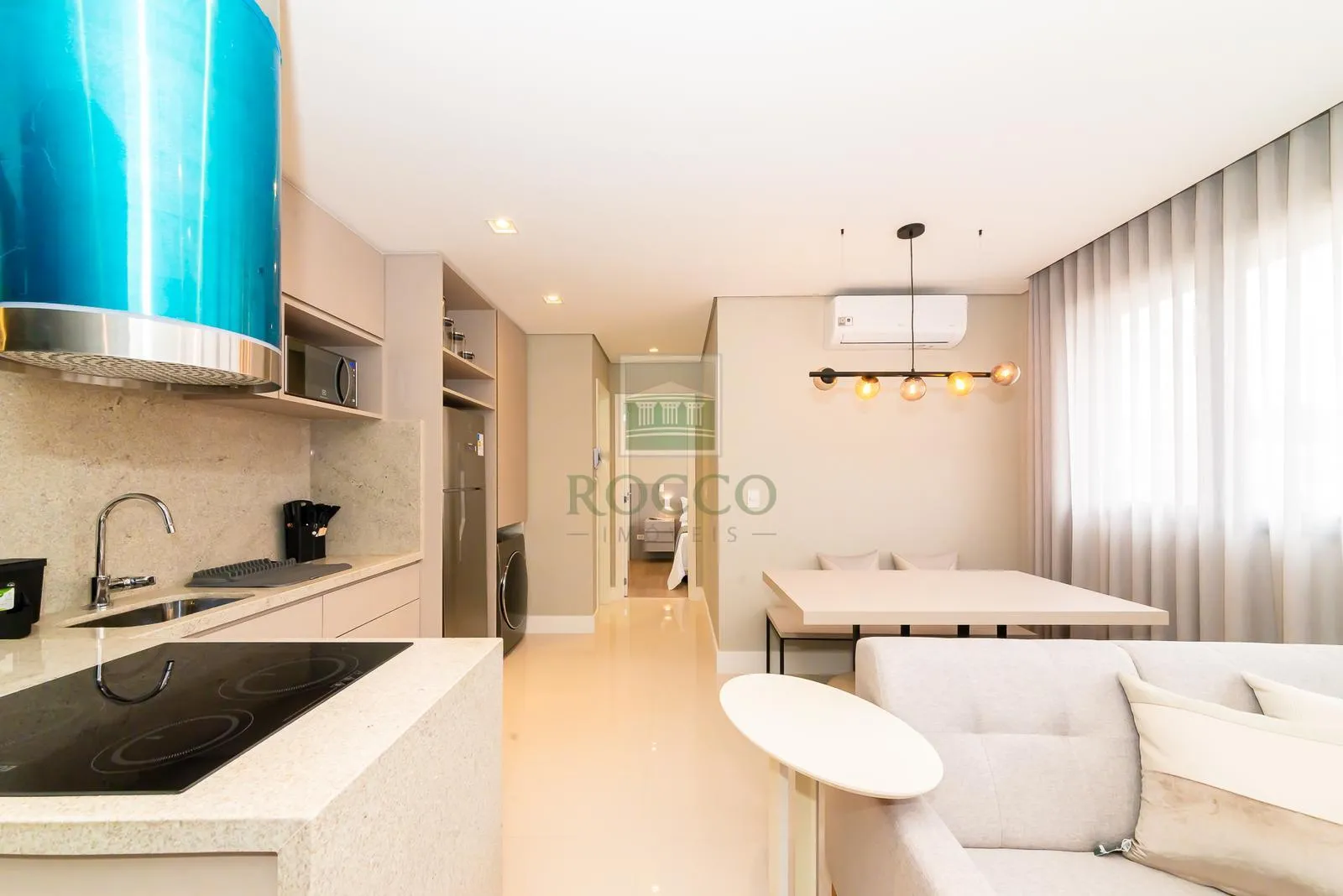 Furnished 1-bedroom apartment with 2 bathrooms — photo 4