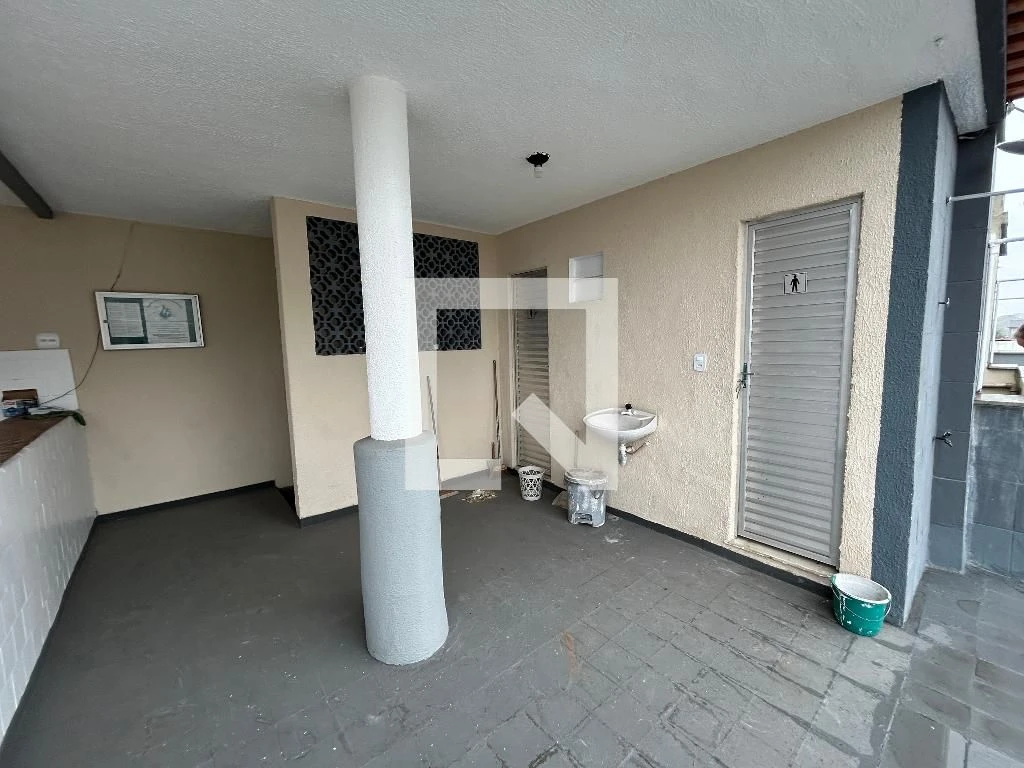 Unfurnished apartment with 2 bedrooms and separate kitchen — photo 7