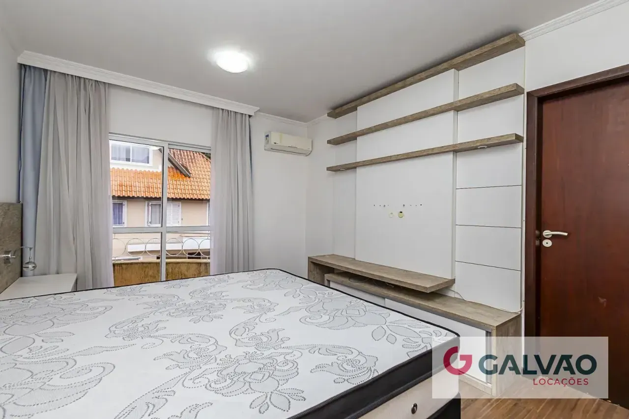 House in a gated community with 3 bedrooms and 1 bath — photo 4
