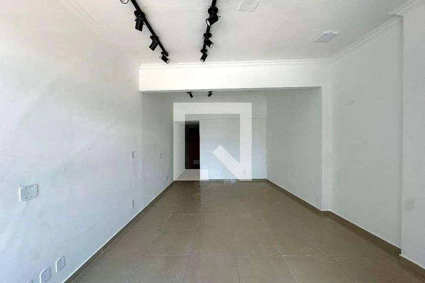 Apartamento sem mobília com 1 quarto e cozinha compacta — photo 15