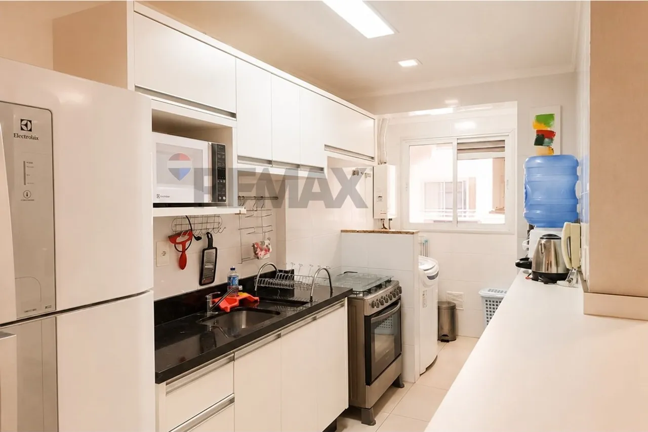 Apartamento amueblado con parrilla en el balcón — photo 4