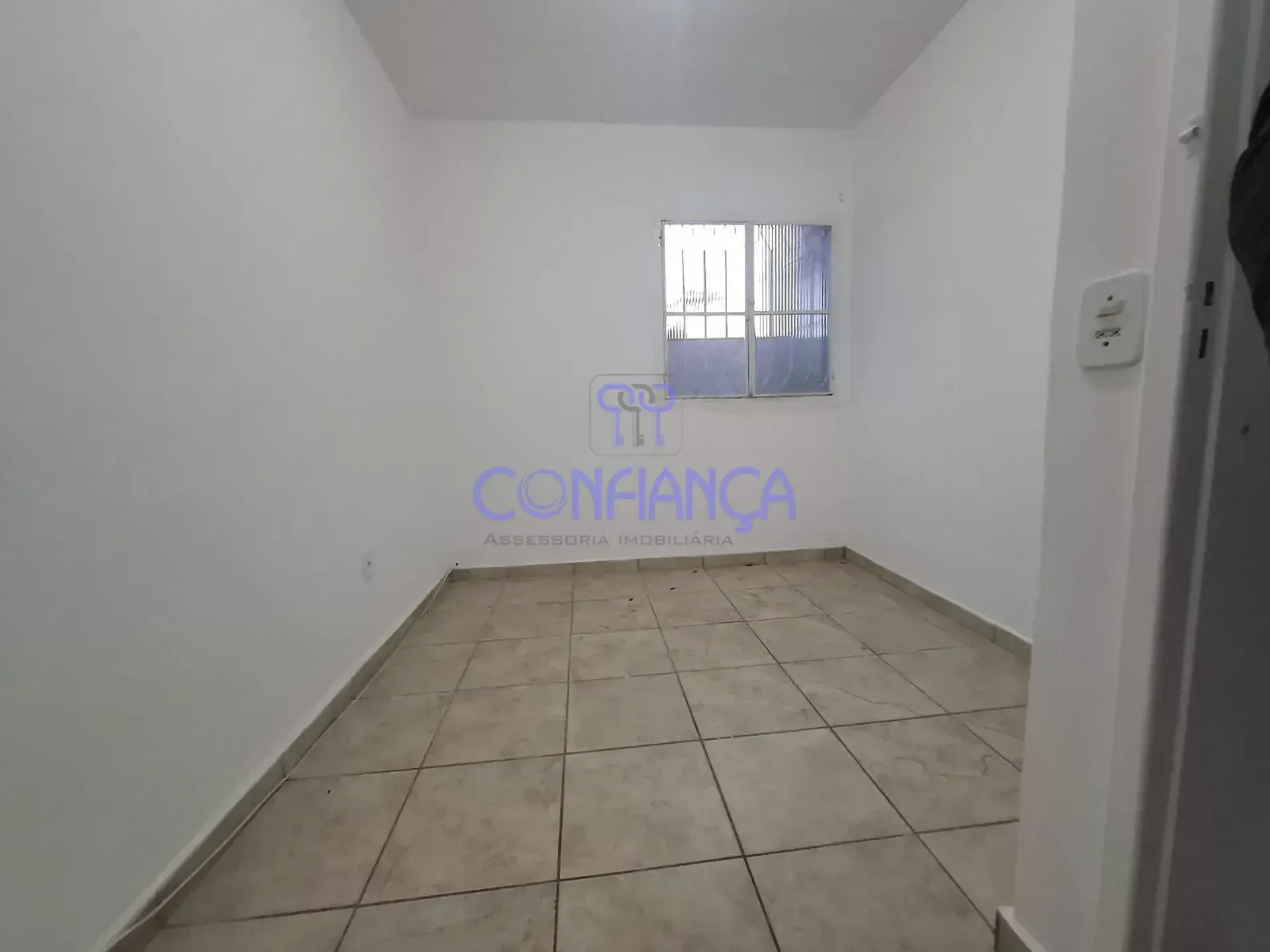 2-bedroom apartment with parking and glass shower — photo 2