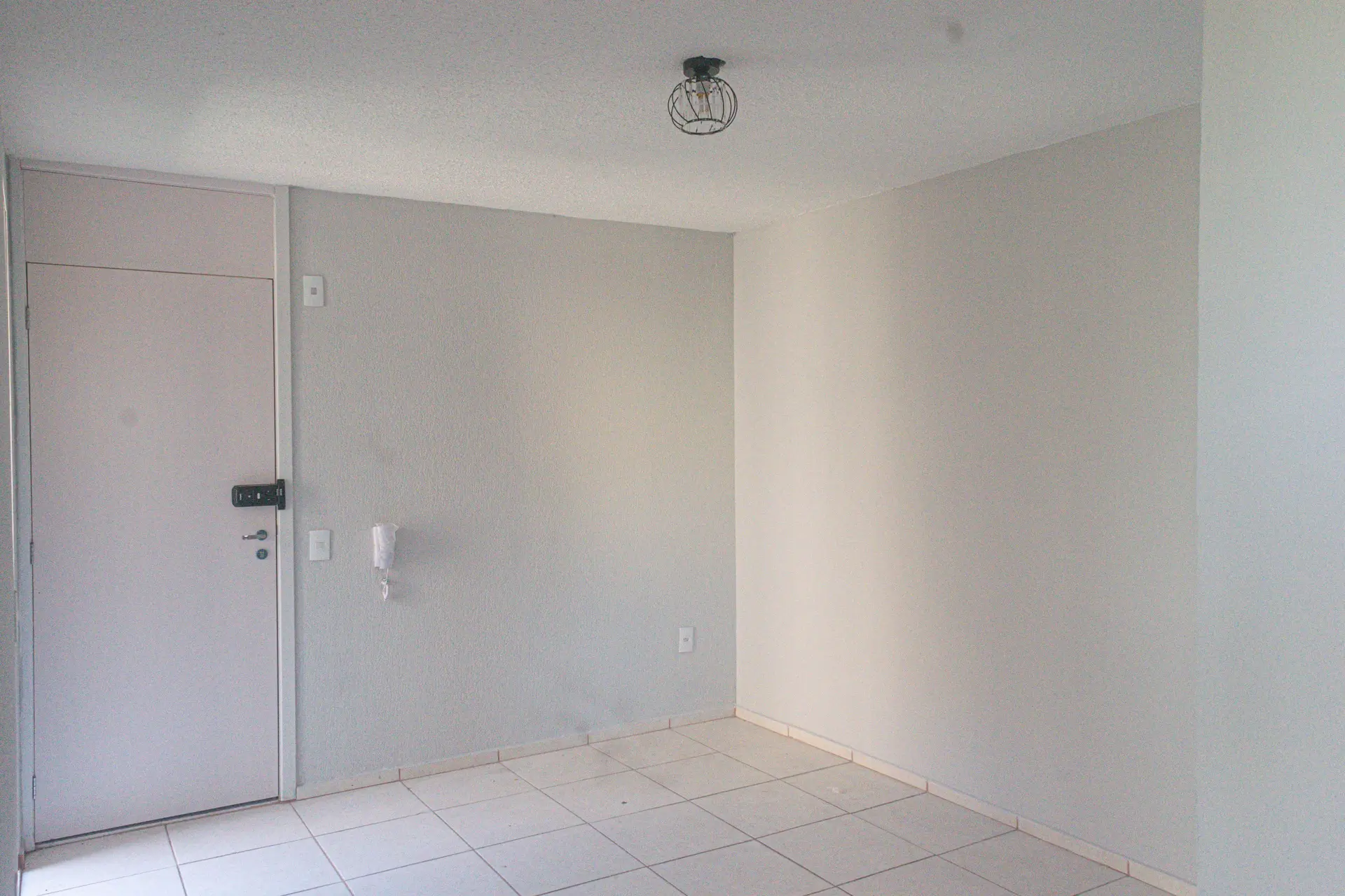 Apartment with 2 bedrooms and a private garden — photo 18