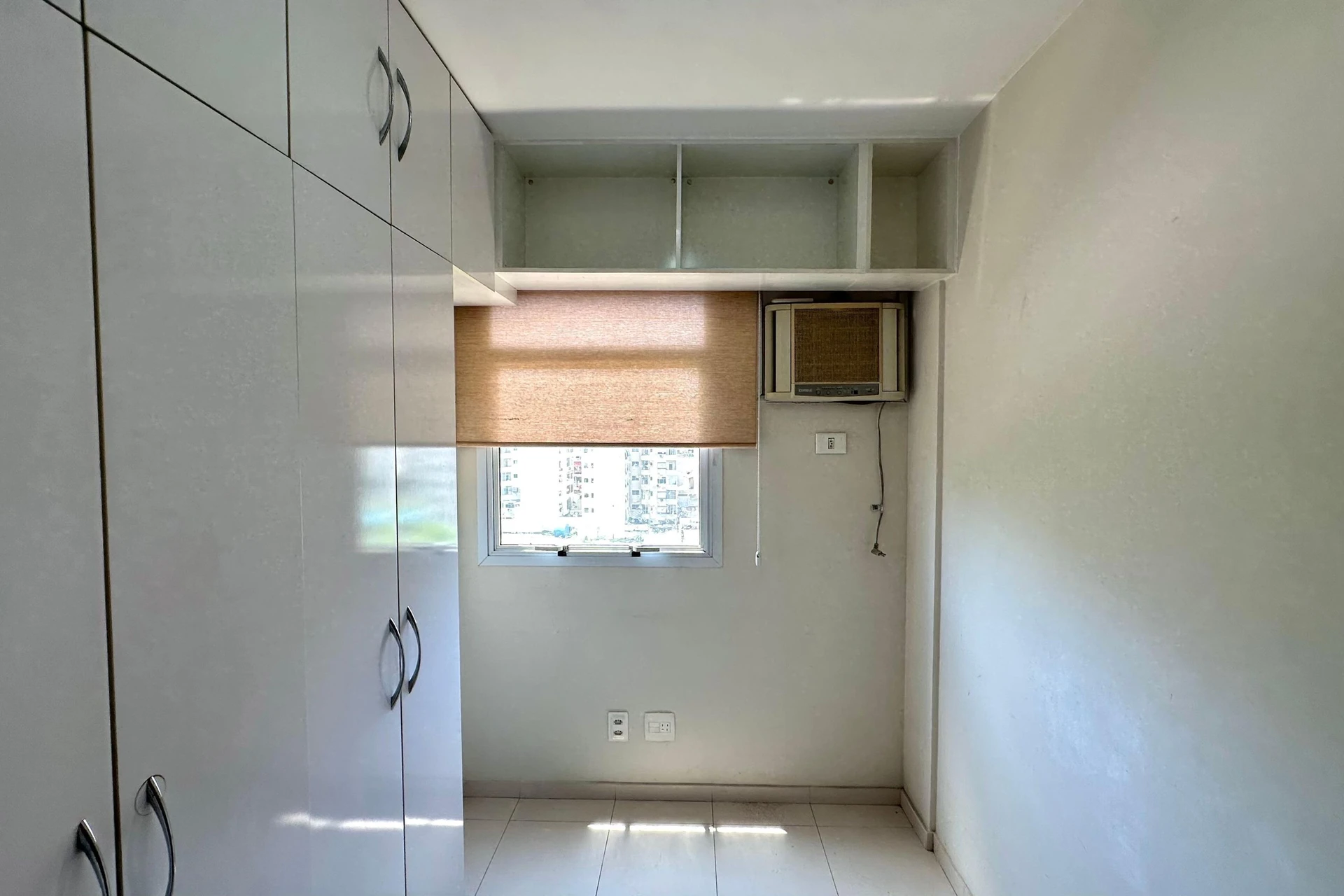 Apartamento de 3 quartos com vista para a água — photo 47