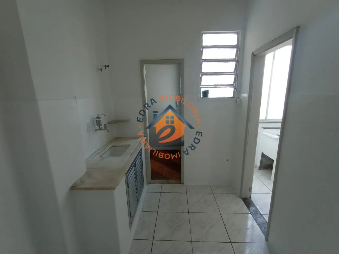 Rental apartment with 2 bedrooms and 1 bathroom — photo 13