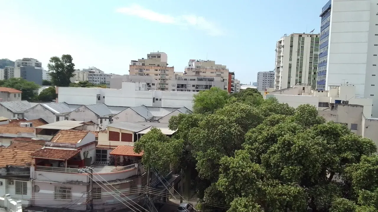 4-bedroom apartment with a home office in Rio de Janeiro — photo 27