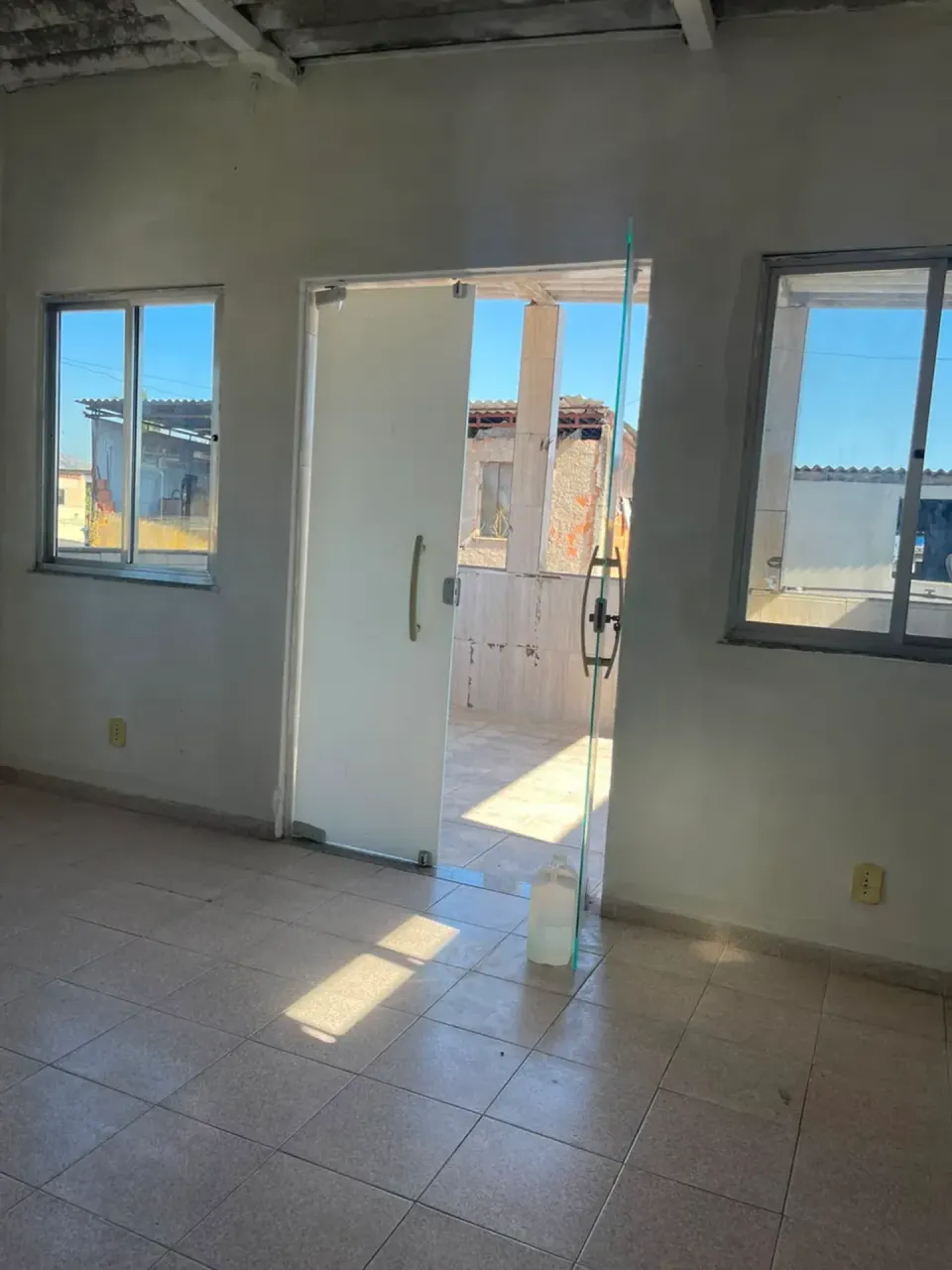 Casa sem mobília com 2 quartos e 1 banheiro — photo 6