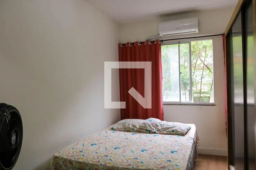 Apartamento mobiliado de 2 quartos em condomínio com piscina — photo 18