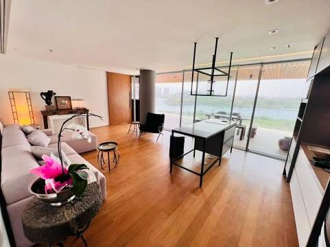 Furnished 1-bedroom apartment with water view — photo 7