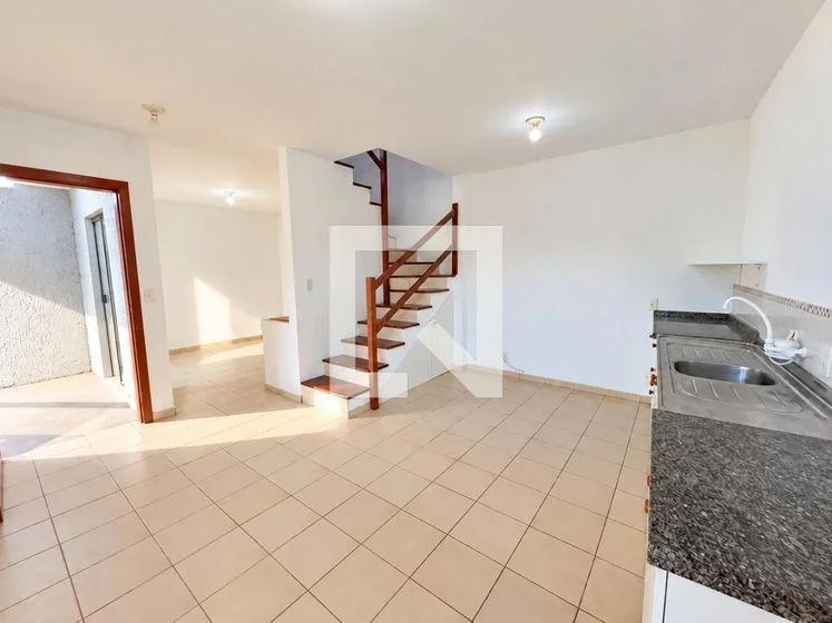 2-bedroom, 80 m² house in Florianópolis — photo 2