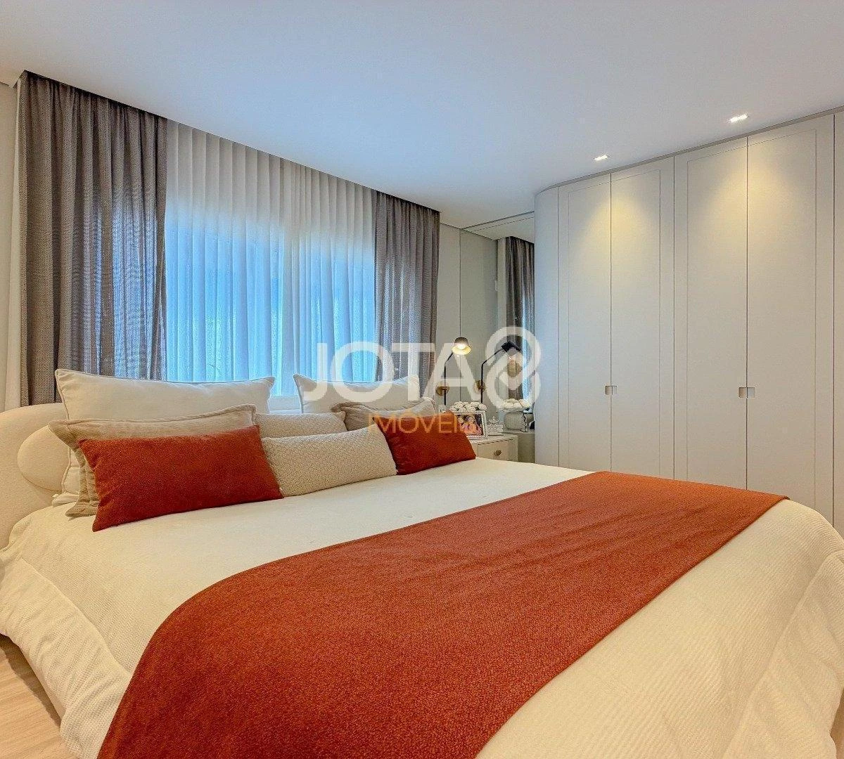 Apartamento amueblado de 231 m² con 3 suites y balcón — photo 5