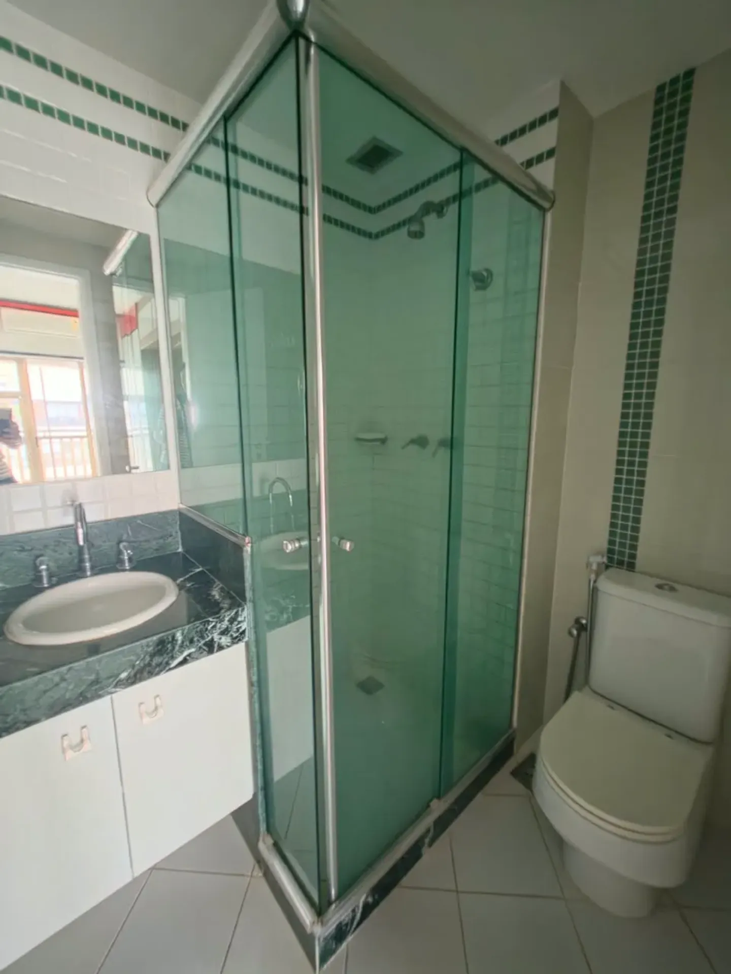 240 m² apartment with a bathtub and a grill on the balcony — photo 24