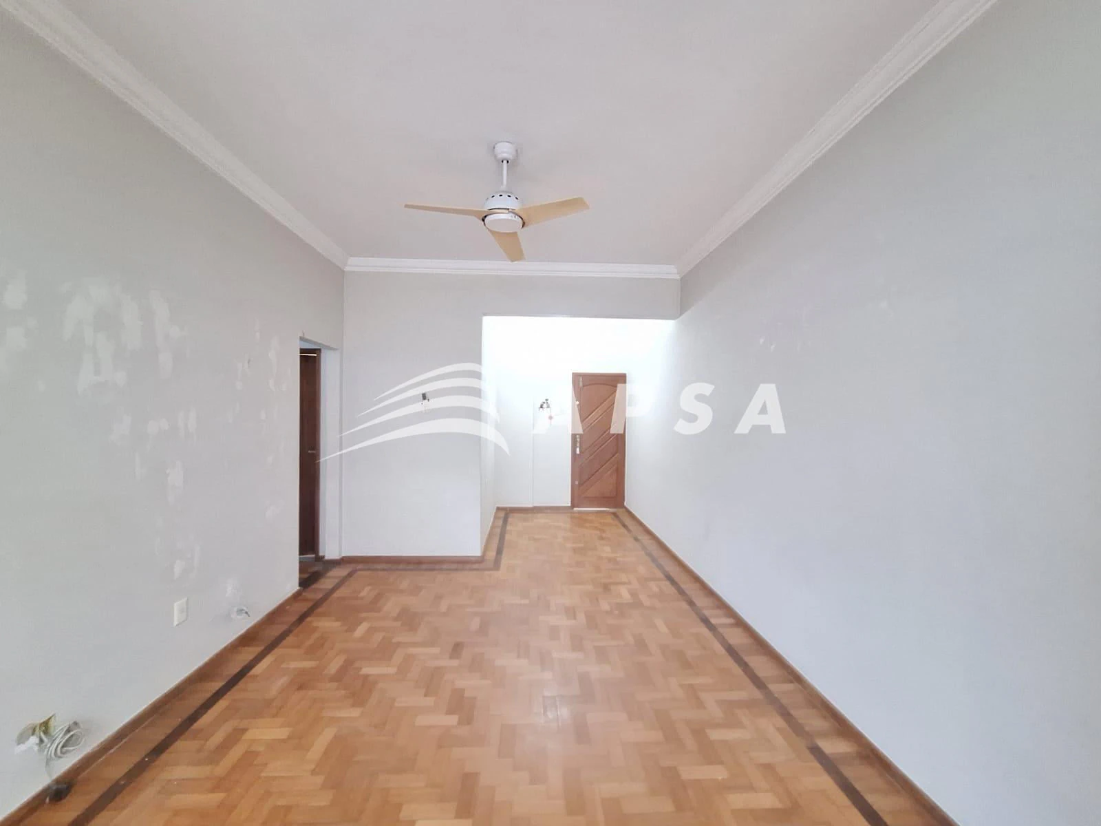 Деревянный пол или ламинат и 2 спальни: квартира 92 м² — photo 11