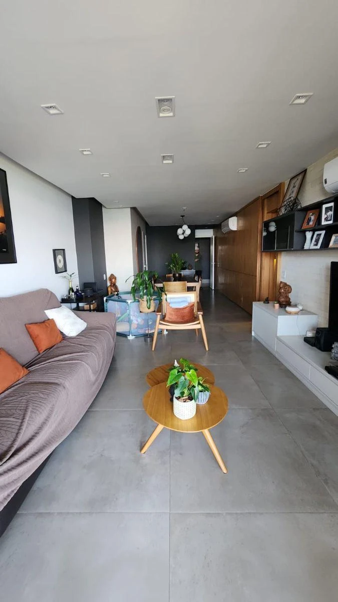 160 m² furnished apartment with 5 bedrooms and 3 parking — photo 9