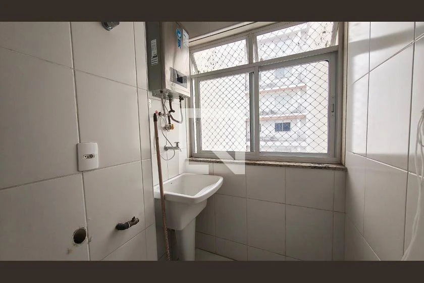Apartment, 87 m², with a glass-enclosed balcony — photo 28