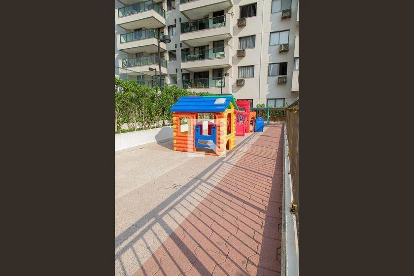 105 m² apartment with 3 bedrooms and a swimming pool — photo 39